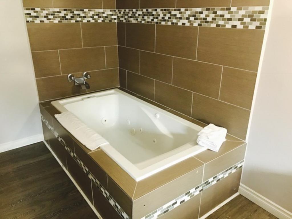 Kings Row Inn Μιλγουόκι Εξωτερικό φωτογραφία